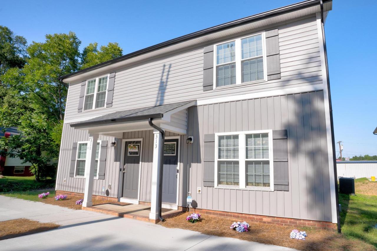 Kannapolis Elegant Townhouse - Pet Friendly Exterior photo