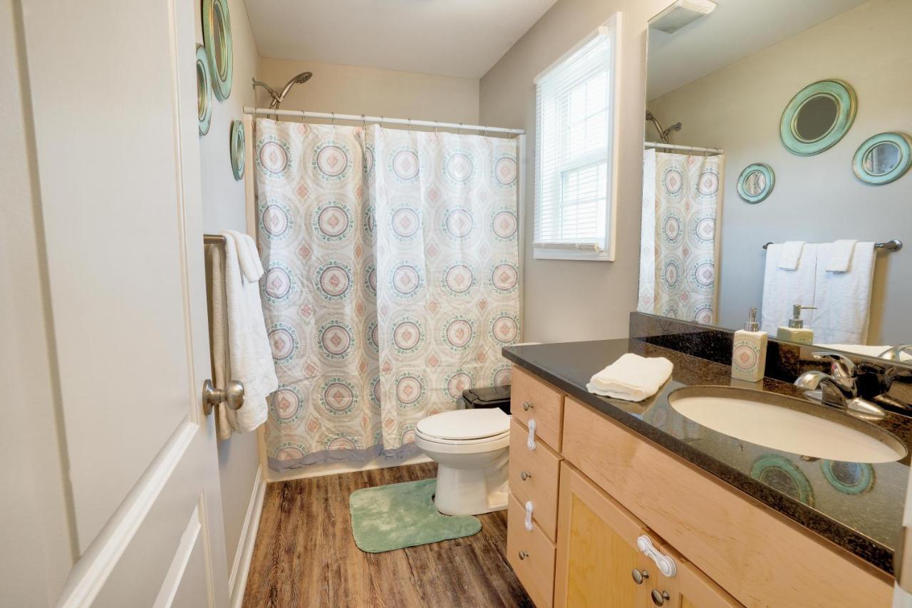 Kannapolis Elegant Townhouse - Pet Friendly Exterior photo