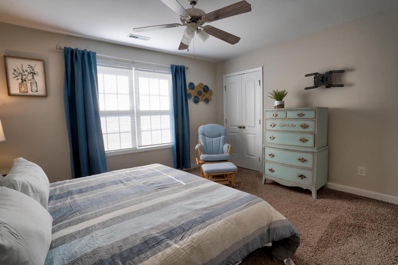 Kannapolis Elegant Townhouse - Pet Friendly Exterior photo